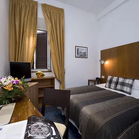 Hotel De Petris Rome