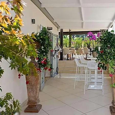 Hotel De Petris 3*