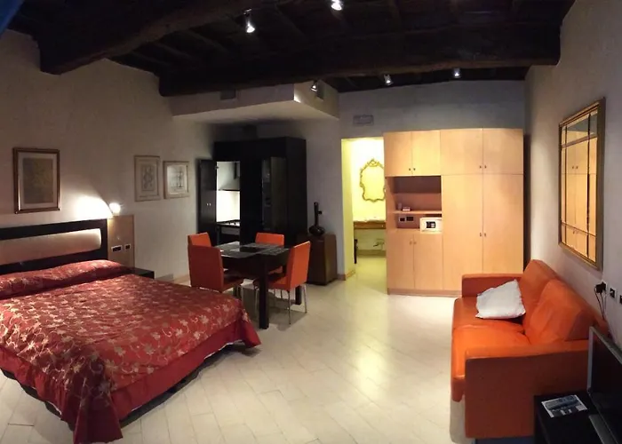 De Petris 3* רומא